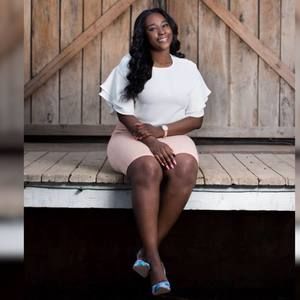 Meet your Posher, Junna